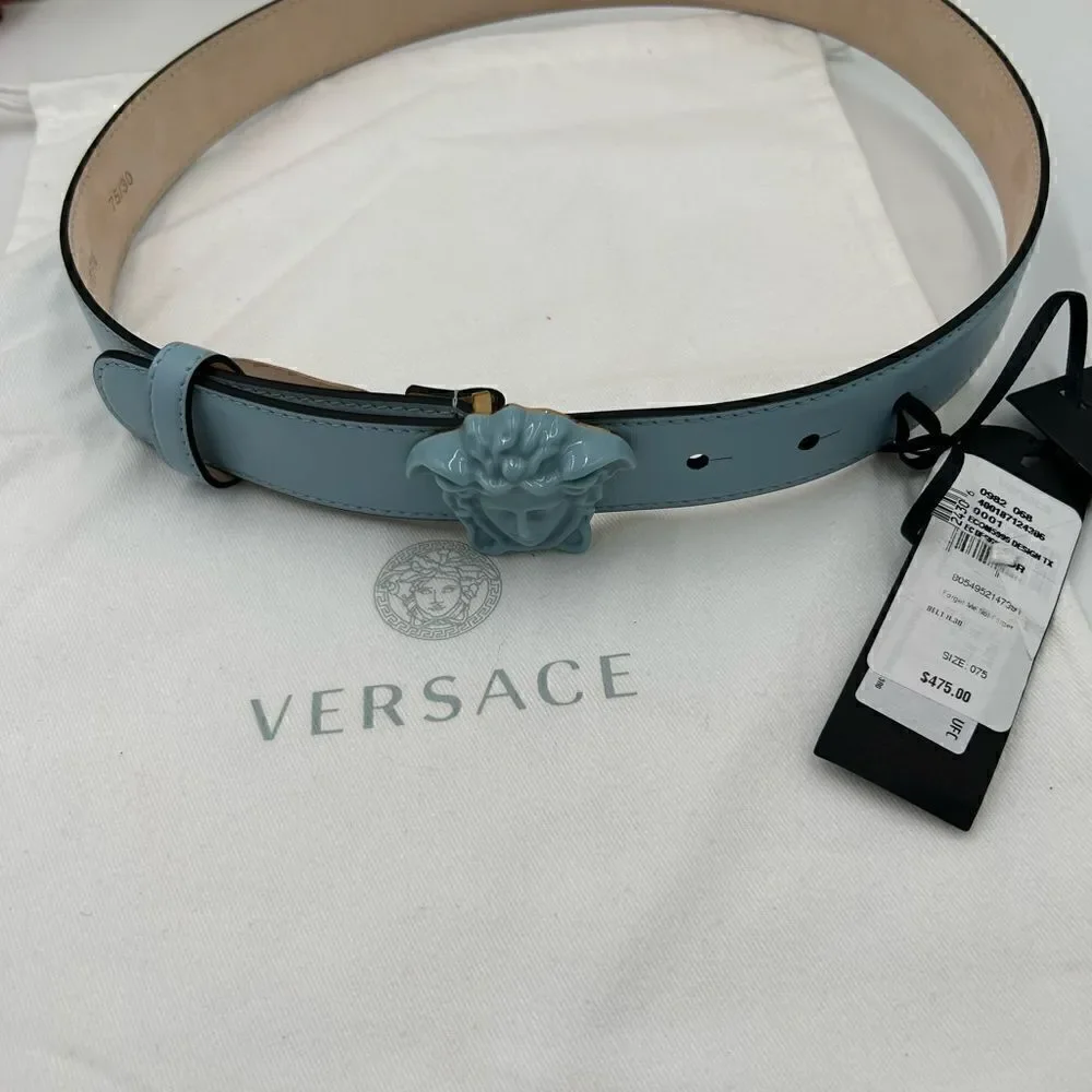 Women’s Versace medusa head leather belt size 75 cm made in Italy